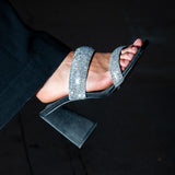 Zapatilla negra con plateado mujer